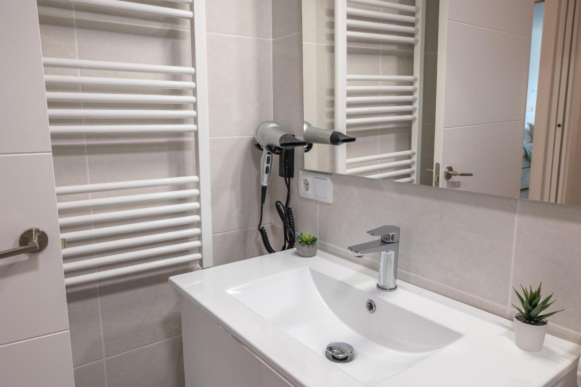 Apartamento Tuapartamento El Mirador De Benjamin Pamplona Exterior foto